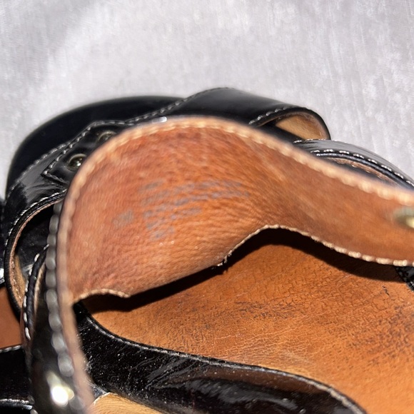 Sofft Patent Leather Black Wedge Studded Sandals Comfort Size 10 Preowned - Picture 10 of 12